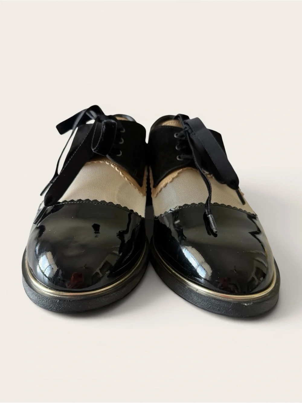 BeautiFeel Black Patent Cream Leather Spectator Lace Up Oxford Flats⁠